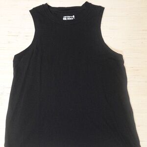 Carhartt Women’s Black Relaxed Fit Sleeveless Tank Top Size Small